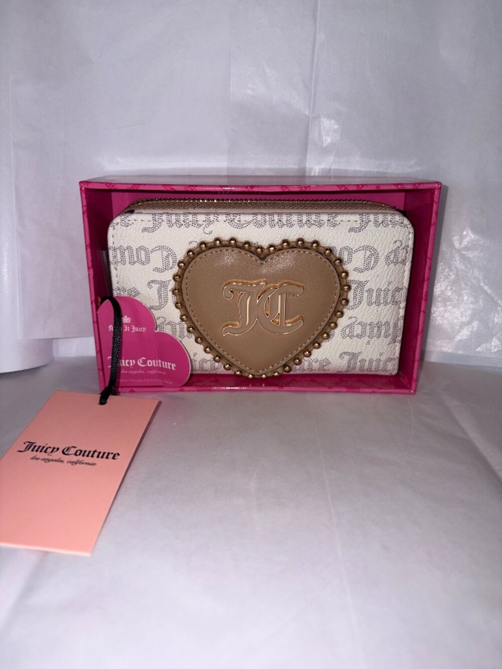 Juicy Couture "Love Never Dies" Bi-Fold Zip Around Wallet Beige Gold Heart Logo